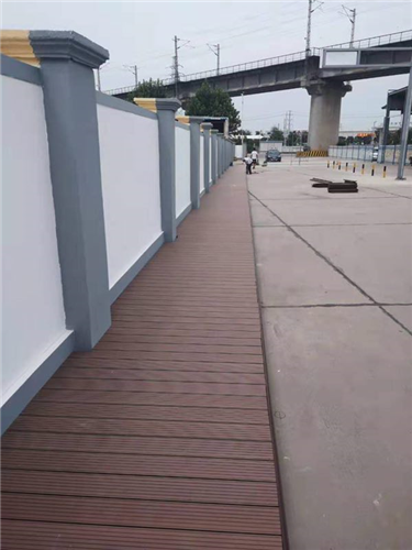 陕西咸运集团有限公司塑木地板安装现场